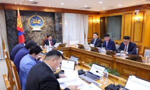 Төрийн өмчит 18 компани, үйлдвэрийн газрын хувьцааг худалдаж, нээлттэй хувьцаат компани болгоно