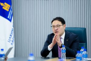 Э.БАТШУГАР: ГАР УТАСНААСАА КОМПАНИ БАЙГУУЛАХ, БИЗНЕСЭЭ ХЯНАХ БОЛОМЖТОЙ БОЛЛОО