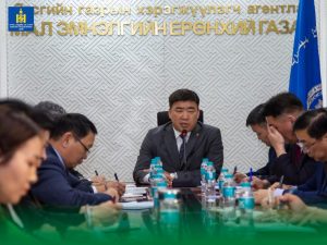 Малын халдварт өвчний тархалтыг яаралтай таслан зогсоох, экспортын гэрчилгээг хүнд сурталгүй болгох үүрэг өглөө 